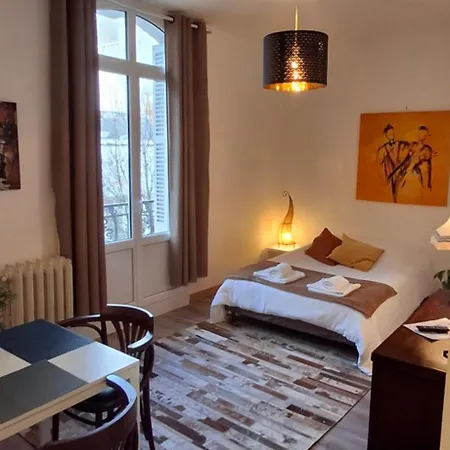 Διαμέρισμα Chez Eric Le N2 *