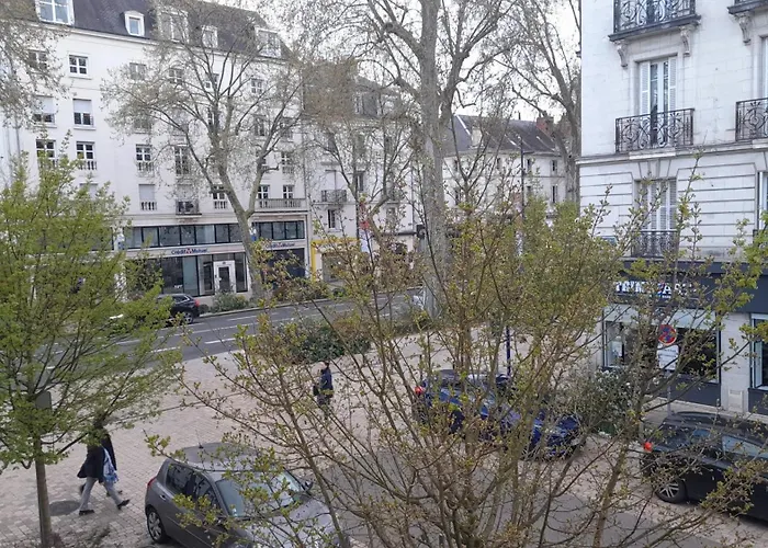 Chez Eric Le N2 * Τουρ