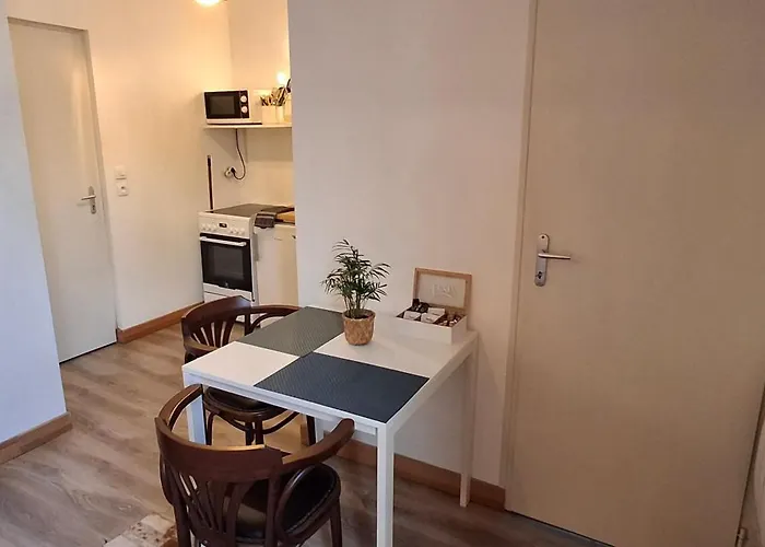 Chez Eric Le N2 Апартаменты